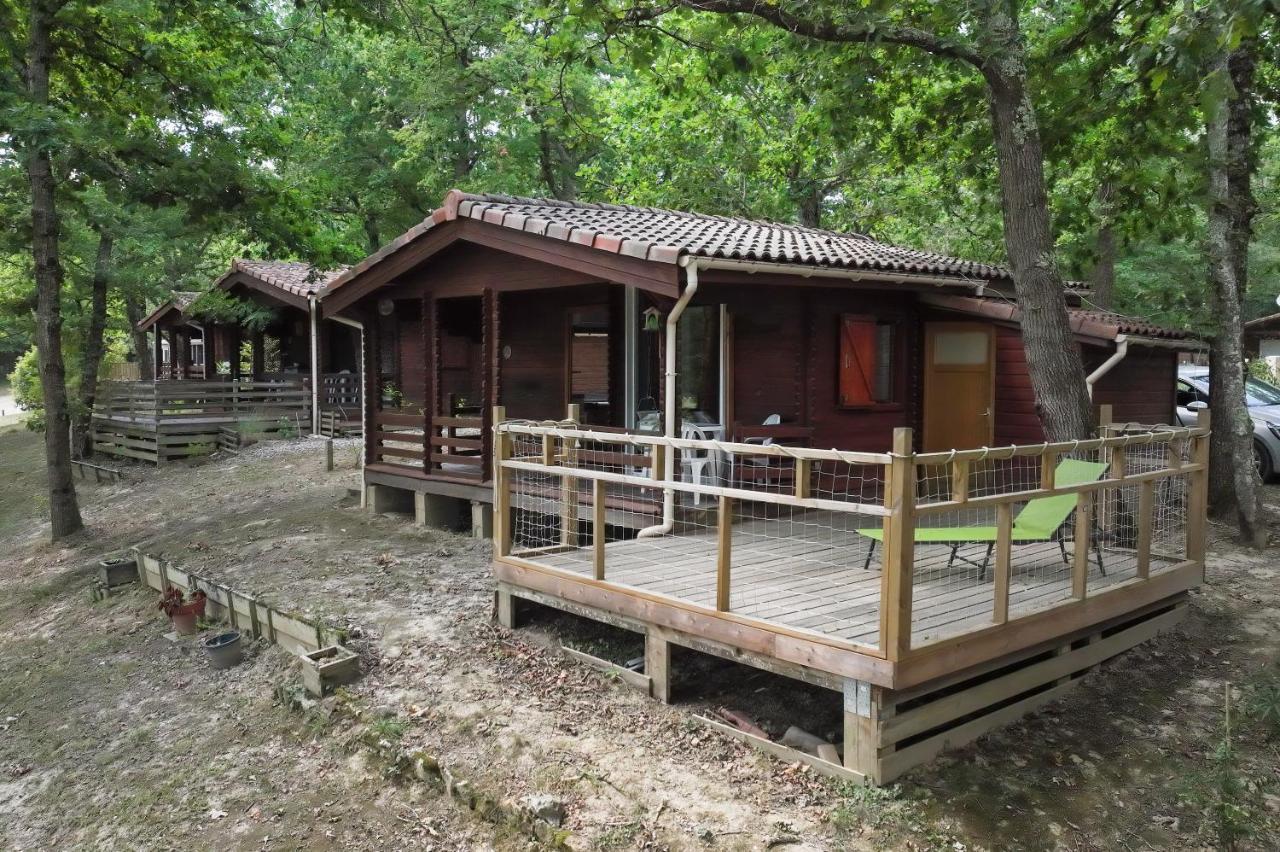 Camping Les Lacs D'Armagnac Bretagne-d'Armagnac Exteriér fotografie